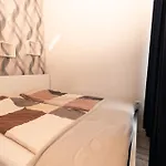 Danube Dwelling Rozsa 99
