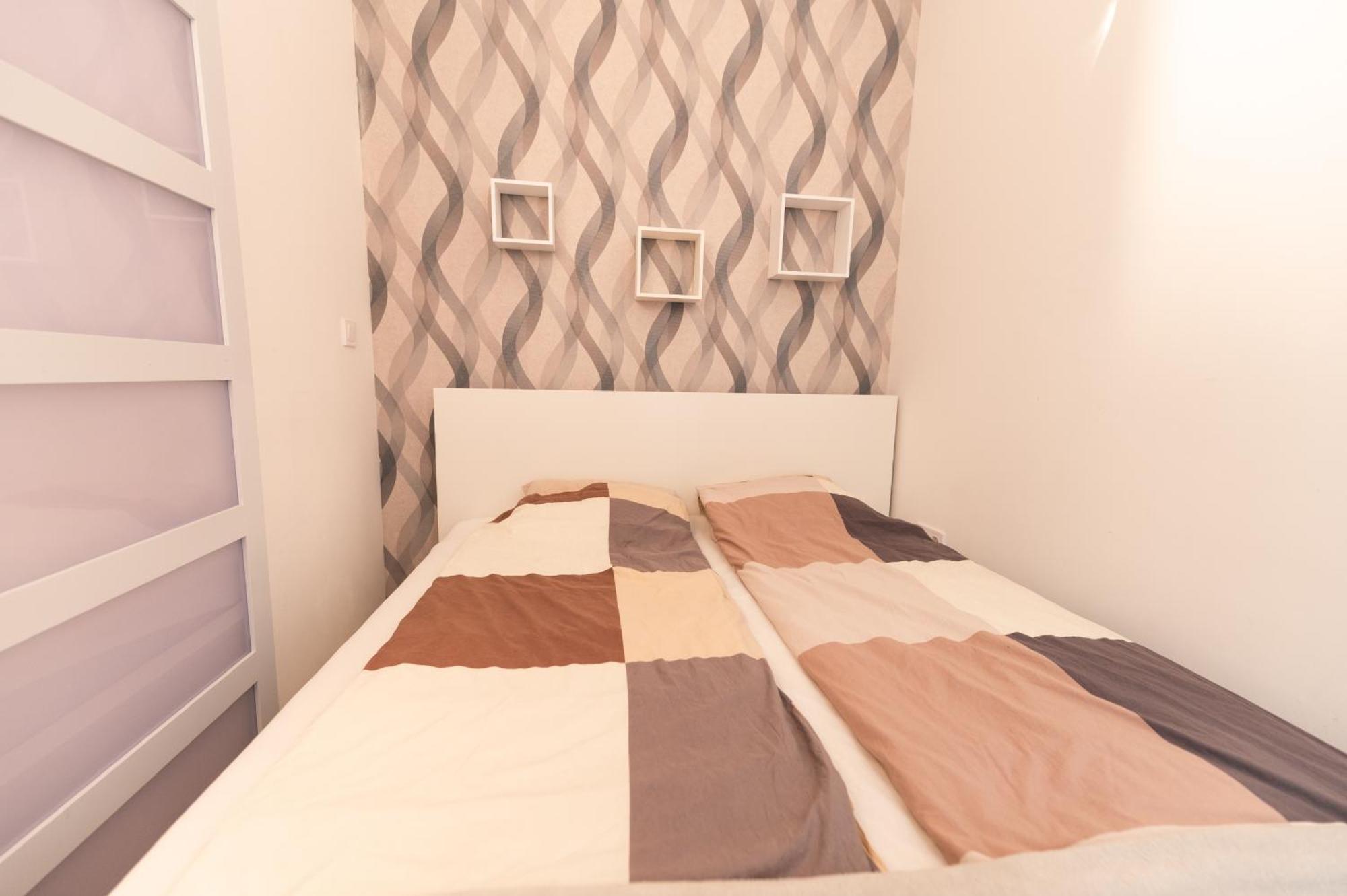 Appartement Danube Dwelling Rozsa 99